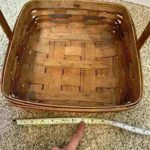 Vintage Longaberger basket square vintage 12”x12” approximately - Picture 6 of 8